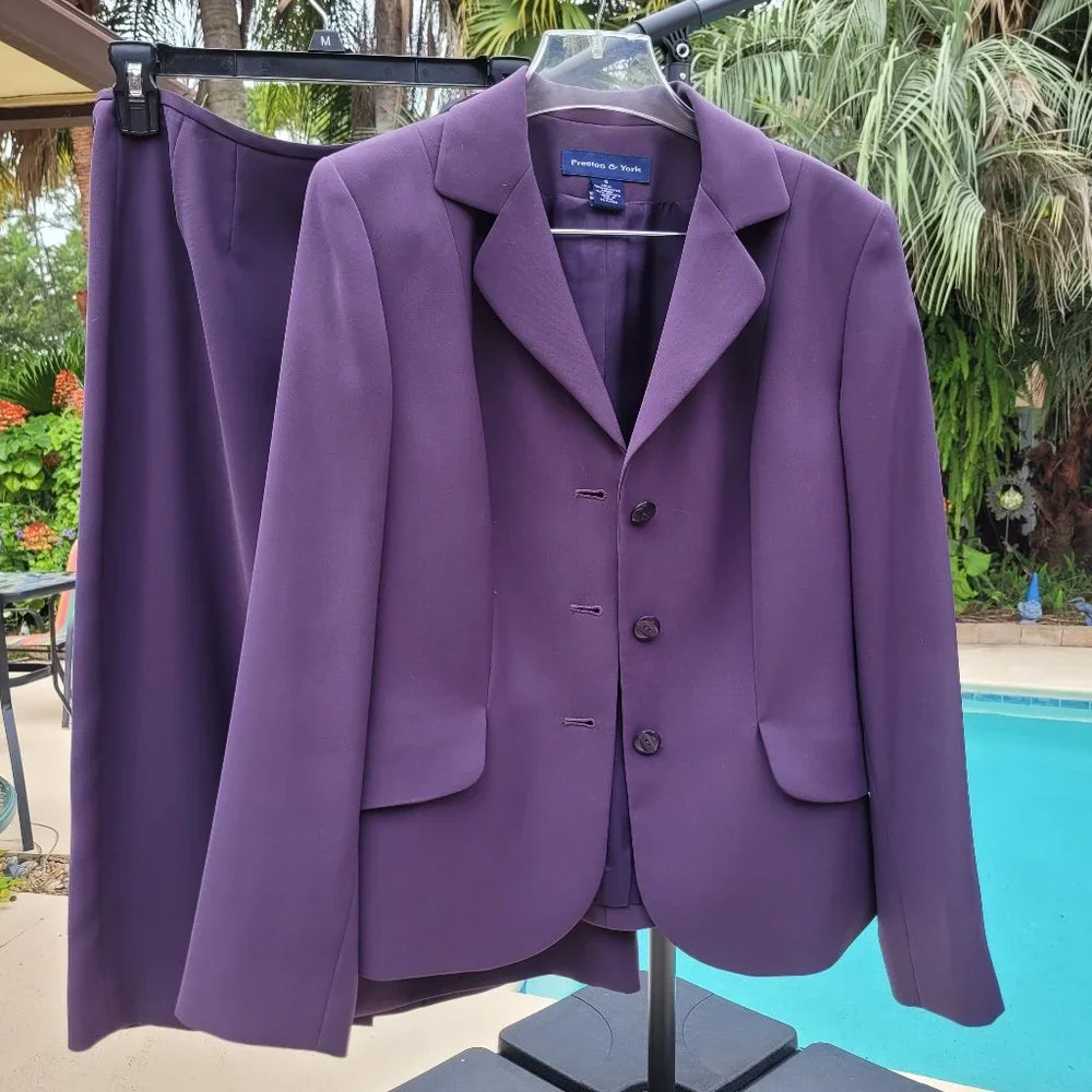 Business Suit by Preston & York, Size 6, Soft Purple - Picture 1 of 2
